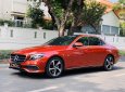 Mercedes-Benz E class E200 Sport 2020 - Bán xe Mercedes E200 Sport sản xuất 2020, màu đỏ, xe siêu lướt