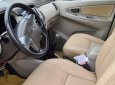 Toyota Innova 2014 - Bán Toyota Innova năm sản xuất 2014, màu vàng, xe gia đình
