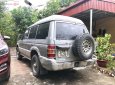 Mitsubishi Pajero 3.0 2005 - Cần bán lại xe Mitsubishi Pajero 3.0 năm 2005, màu bạc giá cạnh tranh