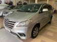 Toyota Innova   2016 - Bán Toyota Innova 2.0E 2016, màu bạc, xe gia đình 