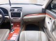 Toyota Camry   2010 - Cần bán lại Toyota Camry năm sản xuất 2010, xe tư nhân