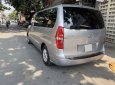 Hyundai Starex 2016 - Bán Hyundai Starex sản xuất 2016, màu bạc số sàn, giá 665tr