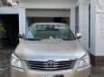 Toyota Innova   2013 - Cần bán lại xe Toyota Innova năm 2013, số sàn, giá 420tr