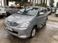 Toyota Innova 2012 - Bán ô tô Toyota Innova sản xuất 2012, màu bạc, gia hấp dẫn