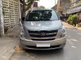 Hyundai Starex 2016 - Bán Hyundai Starex sản xuất 2016, màu bạc số sàn, giá 665tr