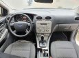 Ford Focus   2011 - Bán xe Ford Focus năm 2011, màu trắng, xe mới 90%