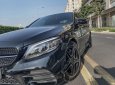 Mercedes-Benz C class 2019 - Cần bán lại xe Mercedes C class sản xuất 2019, màu đen