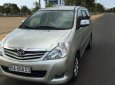 Toyota Innova 2008 - Cần bán Toyota Innova đời 2008, màu bạc, 280 triệu