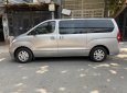 Hyundai Starex 2016 - Cần bán lại xe Hyundai Starex sản xuất năm 2016, màu bạc, 665tr