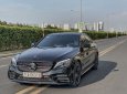 Mercedes-Benz C class 2019 - Cần bán lại xe Mercedes C class sản xuất 2019, màu đen