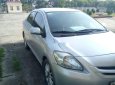 Toyota Vios   2010 - Bán Toyota Vios sản xuất 2010, màu bạc, xe gia đình 