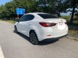 Mazda 2 2015 - Cần bán gấp Mazda 2 đời 2015, màu trắng, xe nhập chính chủ