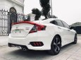 Honda Civic 2017 - Bán Honda Civic sản xuất năm 2017, nhập khẩu nguyên chiếc