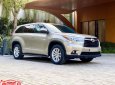 Toyota Highlander 2016 - Bán xe Toyota Highlander năm sản xuất 2016, màu vàng, nhập khẩu nguyên chiếc