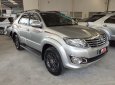 Toyota Fortuner 2.7V 2013 - Cần bán Toyota Fortuner 2.7V năm sản xuất 2013, màu bạc, 670tr