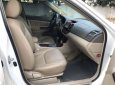 Toyota Camry   2004 - Bán Toyota Camry đời 2004, màu trắng, số tự động