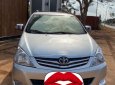 Toyota Innova   2010 - Bán Toyota Innova năm sản xuất 2010, màu bạc xe gia đình, 326 triệu