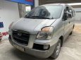 Hyundai Starex     2005 - Cần bán xe Hyundai Starex năm 2005, màu bạc số tự động, 195tr