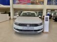 Volkswagen Passat Comfort 2019 - Passat Comfort sang trọng lịch lãm chuẩn " Châu Âu", giá sau giảm 1.214.400.000 chỉ có trong tháng 4