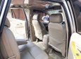 Toyota Innova   2010 - Cần bán xe Toyota Innova sản xuất 2010, màu bạc xe gia đình