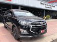 Toyota Innova Venturer 2017 - Cần bán Toyota Innova Venturer 2017, màu đen