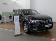 Volkswagen Tiguan Top Line 2019 - Cần bán Volkswagen Tiguan Top Line sản xuất 2019, màu đen, nhập khẩu