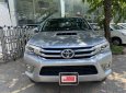 Toyota Hilux 2016 - Cần bán lại xe Toyota Hilux đời 2016, màu bạc, xe nhập, số tự động