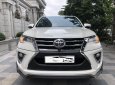 Toyota Fortuner 2.7v 2019 - Cần bán Toyota Fortuner 2.7v sản xuất 2019, màu trắng, xe nhập