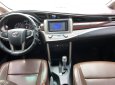 Toyota Innova Venturer 2017 - Cần bán Toyota Innova Venturer đời 2017, màu đen