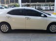 Toyota Corolla altis 1.8E CVT 2017 - Bán Toyota Corolla altis 1.8E CVT đời 2017, màu trắng, số tự động