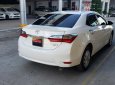 Toyota Corolla altis 1.8E CVT 2017 - Bán Toyota Corolla altis 1.8E CVT đời 2017, màu trắng, số tự động