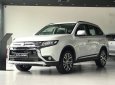 Mitsubishi Outlander 2.4 CVT Premium 2020 -  Cần bán xe Mitsubishi Outlander 2.4 CVT Premium đời 2019, màu trắng