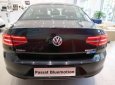 Volkswagen Passat 2018 - CTr Tháng 4 - Volkswagen Passat Bluemotion High nhập khẩu nguyên chiếc, tặng 100% lệ phí trước bạ