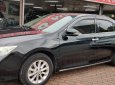 Toyota Camry 2.0E 2014 - Cần bán gấp Toyota Camry 2.0E sản xuất 2014, màu đen, chính chủ