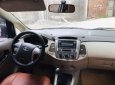 Toyota Innova 2.0E 2015 - Cần bán lại xe Toyota Innova 2.0E đời 2015, màu vàng, số sàn