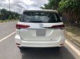 Toyota Fortuner 2020 - Bán Toyota Fortuner 2020 tự động dầu màu trắng