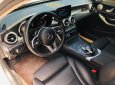 Mercedes-Benz C200 2018 - Gia đình cần bán C200, sản xuất 2018 đk 2019, số tự động, màu trắng