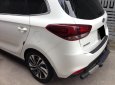 Kia Rondo 2018 - Bán Kia Rondo 2018 số sàn màu trắng tinh mơ đẹp