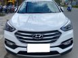 Hyundai Santa Fe 2018 - Gia đình cần bán Huyndai Santafe 2018 ĐK 2019 số tự động, máy dầu, màu trắng