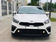 Kia Cerato 2019 - Gia đình mình cần ra đi kia Cerato 2019 Luxury, số tự động, màu trắng siêu đẹp