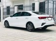 Kia Cerato 2019 - Gia đình mình cần ra đi kia Cerato 2019 Luxury, số tự động, màu trắng siêu đẹp