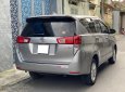 Toyota Innova 2019 - Xe nhà cần bán Innova 2019 đk 2020 số sàn, màu xám