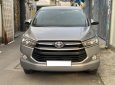 Toyota Innova 2019 - Xe nhà cần bán Innova 2019 đk 2020 số sàn, màu xám