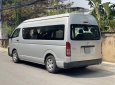 Toyota Hiace 2016 - Bán Toyota Hiace bạc 2016 số sàn, máy xăng, nhập Nhật