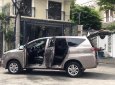 Toyota Innova 2017 - Gia đình tôi cần bán Toyota Innova 2017, số sàn, màu xám