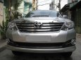 Toyota Fortuner 2015 - Nhà cần bán Fortuner 2015 số sàn, máy dầu, màu bạc cọp zin