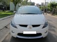 Mitsubishi Grandis 2011 - Gia đình cần bán Mitsubishi Grandis 2011, tự động full, Limited màu trắng