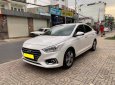 Hyundai Accent 2018 - Mình cần bán Hyundai Accent 2018, tự động, bản Full cao nhất màu trắng