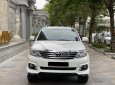 Toyota Fortuner 2015 - Gia đình bán Fortuner 2015, số tự động, máy xăng sportivo, màu trắng