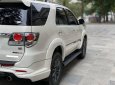 Toyota Fortuner 2015 - Gia đình bán Fortuner 2015, số tự động, máy xăng sportivo, màu trắng